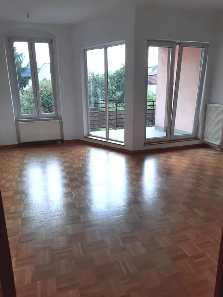 Attraktive, sanierte 2-Zimmer-Wohnung mit Loggia in Berlin-Niederschönhausen (Pankow) — photo 1